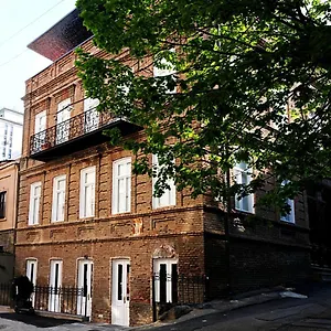 The 10 Otel Tiflis