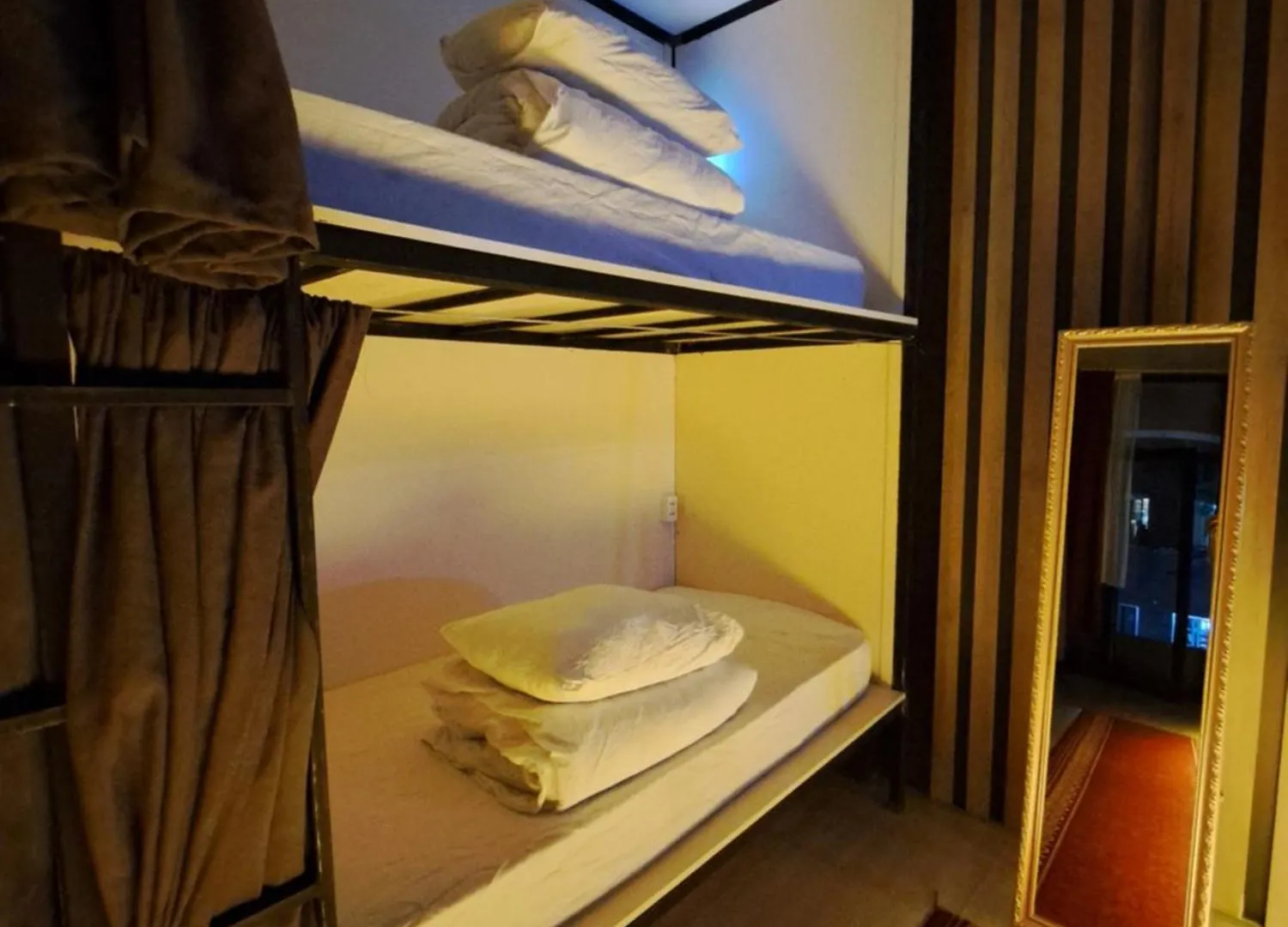 Karvi Hostel & Suites Batumi